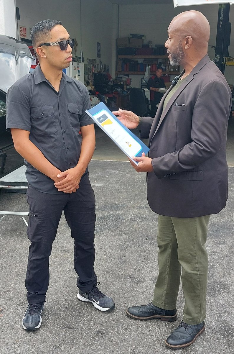 AsmMikeGipson's tweet photo. G.I.G.A.T.T. and Auto Detail Nation near I-110 in #AD65 are my last two #Star65 spotlights of the summer.
Strong supporters or their communities and great for auto needs, each a dozen years and counting!
Proudly supporting local job creators like these as we transform the 65th. https://t.co/fKyvACMRhw