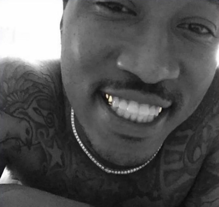 toxicking's tweet image. Me watching my ex ruin her life just to try to make me jealous