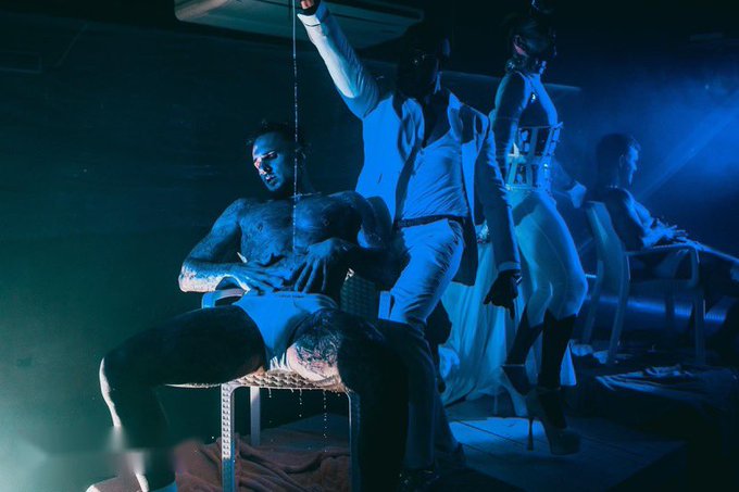 Your thick Daddy is back on the business😈 https://t.co/35WBz3Io5c Subscribe free for 24 hours 💙🤍🔒 https://t