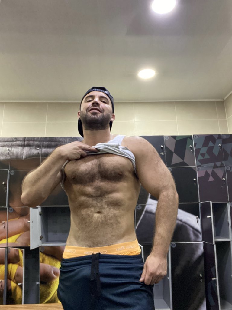 Benavidesphoto's tweet photo. Domingo de terapia 🐻 https://t.co/VdHQM822SV