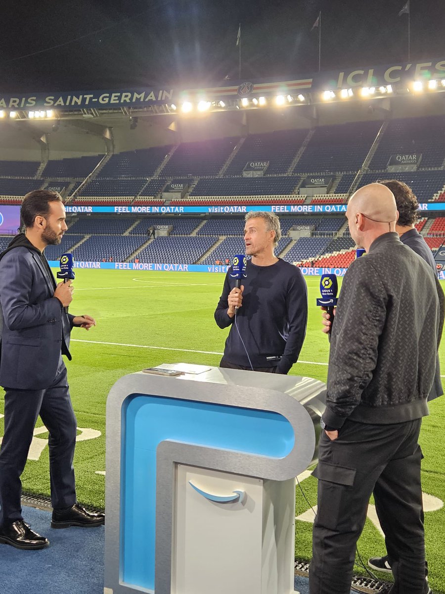 ActuFoot_'s tweet image. Luis Enrique : « 𝗞𝘆𝗹𝗶𝗮𝗻, 𝗰𝗲 𝗻’𝗲𝘀𝘁 𝗽𝗮𝘀 𝘂𝗻 𝗽𝗿𝗼𝗯𝗹𝗲̀𝗺𝗲 𝘁𝗿𝗲̀𝘀 𝘀𝗲́𝗿𝗶𝗲𝘂𝘅. Mais il y a de la douleur et c’était difficile de jouer avec. Je pense que c’était plus malin de sortir du terrain.

Mais rien rien d’important. 𝗖’𝗲́𝘁𝗮𝗶𝘁 𝘂𝗻 𝗰𝗼𝘂𝗽…