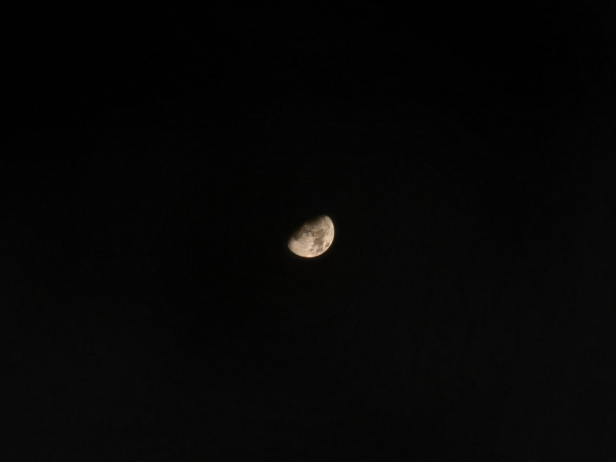 blackmagicibo_'s tweet image. Biraz da börtü böcek, ay, güneş paylaşalım 😁
1X  - 3.5X - 10X - 50X - 100X
Keşke bir de tripod olsaydı da daha net çekseydik. Acaba bir tane hediye mi etseniz @HuaweiTurkiye

#huawei #lecia #p60pro #moon