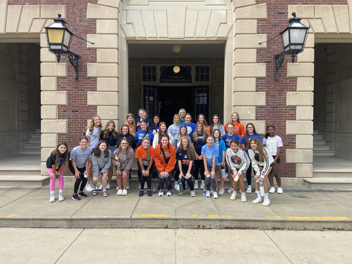 Maroa-Forsyth Volleyball tweet media