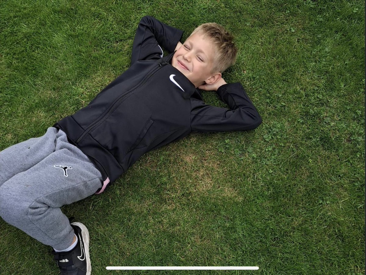 Ross Hateley tweet media