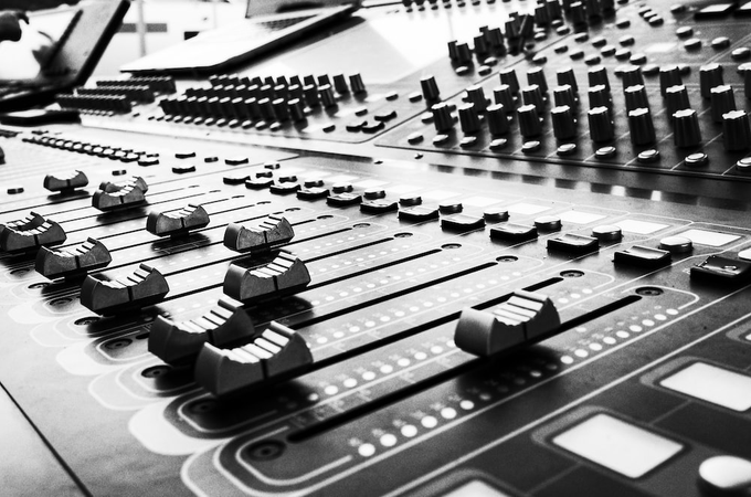 Skyhousemusic's tweet photo. Got beats? Need lyrics or melodies? No problem! A hot topline for your completed track? We got you.  SkyHouse Music Beats. https://t.co/4k1Z4eHCQl #BeatMaker #hiphop #instrumentals #rnb #pop #PeaceAndLove #dance #reggae #rock #riddims #soundee #producer #songwriting https://t.co/dQkuSCpXVL