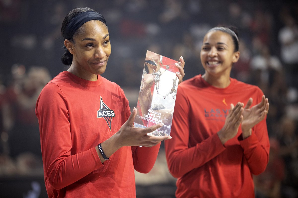 A’ja Wilson was recognized for winning 2023 WNBA Defensive Player of the Year and she brought @LVAces teammate Kiah Stokes up to accept the award with her Wilson previously said she was going to scratch Stokes’ name onto the award to make them joint DPOYs 📸: @ellenschmidttt