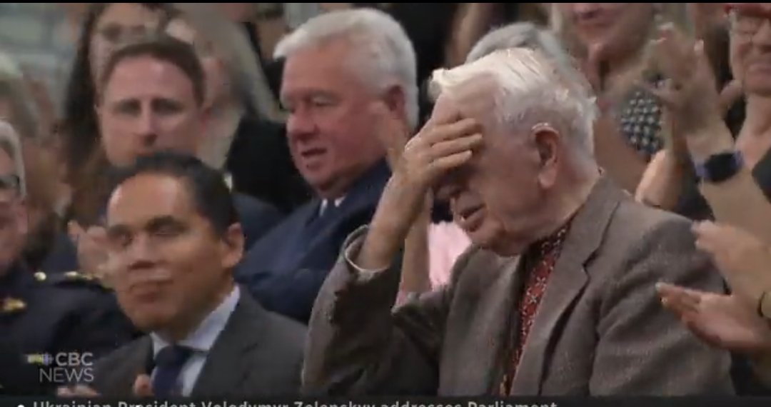 angeloinchina's tweet photo. Amazing what +70 years can do to people...

1945 : Nuremberg trials, NAZI tried for crimes against humanity

2023 : Canada, standing ovation for Waffen SS. https://t.co/L0AuhFdccy