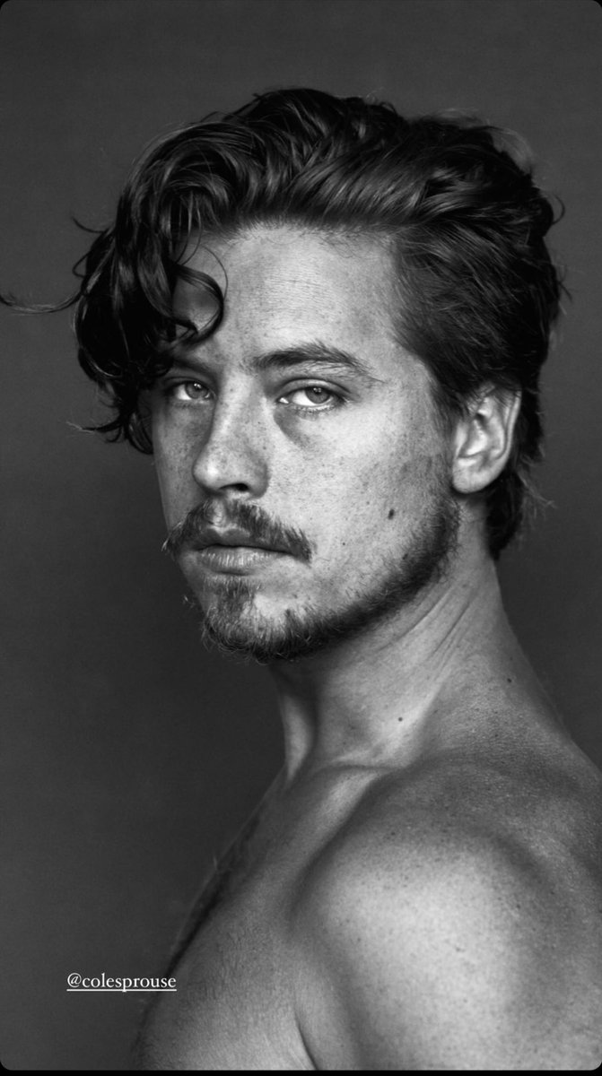 ColsprUpdatesFR's tweet image. #PHOTO | @colesprouse sur la story Instagram de @alessioalbi (24/09)