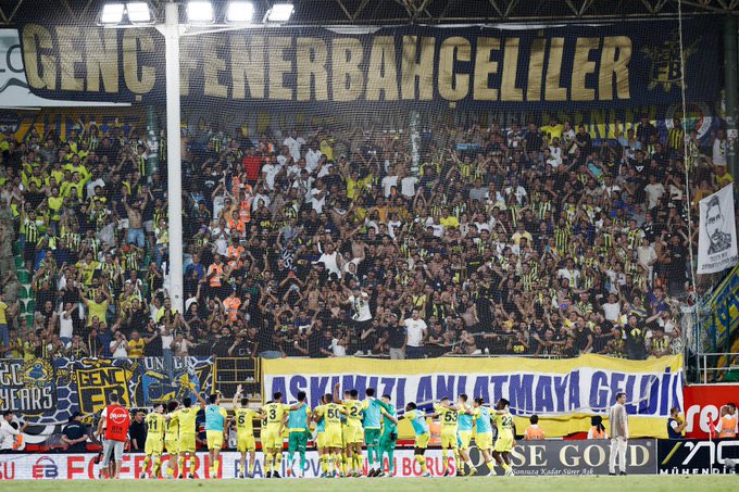 unigfborg's tweet photo. İyi geceler #UNIGFB ailesi! 😎 https://t.co/7710CHE2iW