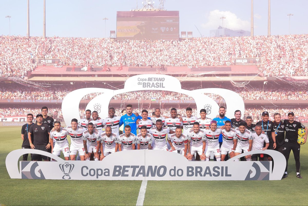 CuriosidadesBRL's tweet photo. São Paulo Futebol Clube, o único time brasileiro campeão de tudo!

✅ Copa do Brasil
✅ Brasileirão
✅ Libertadores
✅ Mundial de Clubes
✅ Copa Intercontinental
✅ Paulistão
✅ Copa Sul-Americana
✅ Recopa Sul-Americana
✅ Copa Conmebol
✅ Torneio Rio-São Paulo https://t.co/e87ZRNVtGJ