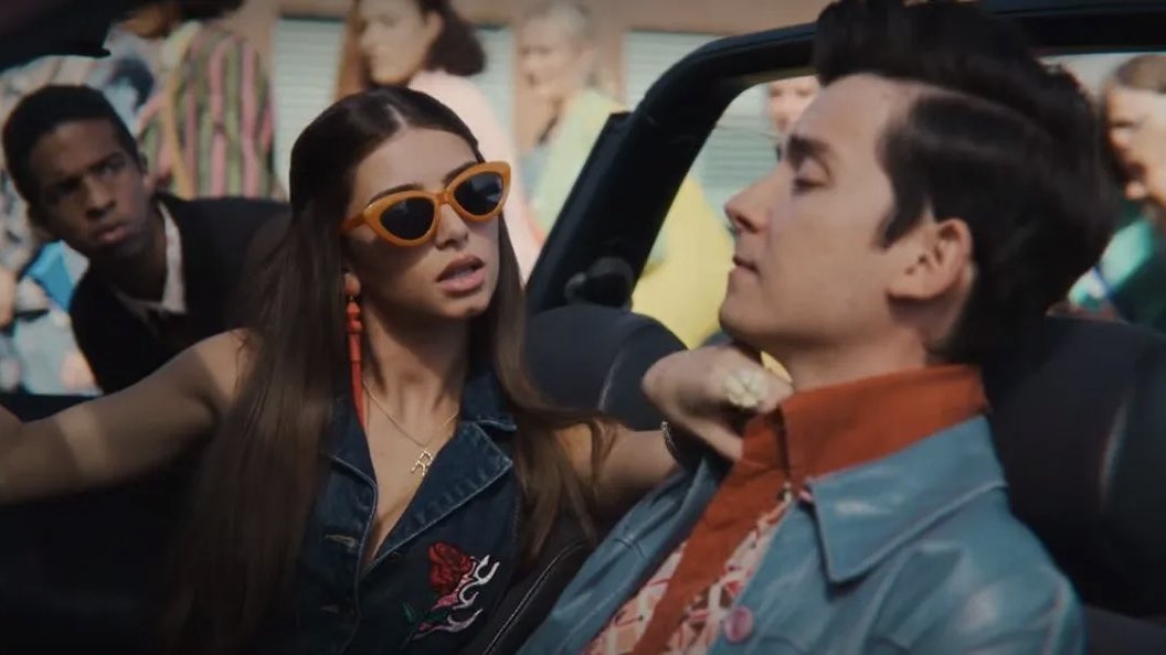 isaacheyliger1's tweet photo. this, alone, will be one of the greatest decisions the writers has ever made and the worst decision for not putting them back together in season 4  #sexeducation https://t.co/UQGw6kr9BF