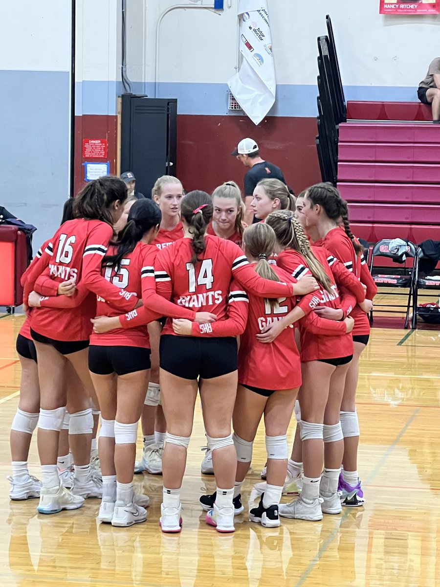 JSicklick's tweet photo. So proud of you @KSicklickvball ! Your Senior Season is 🔥🔥 @RedwoodSports @marinij_sports #rootsdown 🌲 https://t.co/KUDKmdPKrv