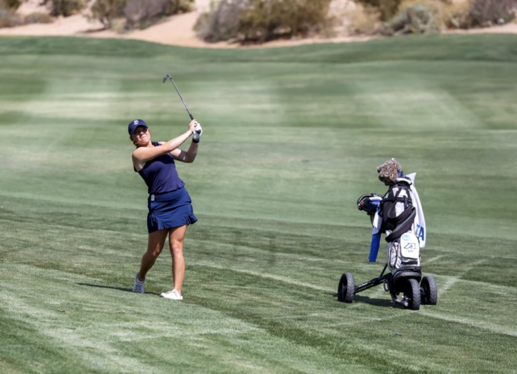 AUGUSTA WINS! @aug_wgolf finished atop the leaderboard at the Furman Invitational as co-leaders with host Furman. Four Jags were in the top 15 and Napabhach Boon-In led team in a tie for seventh overall! #GoJags results.golfstat.com/public/leaderb…