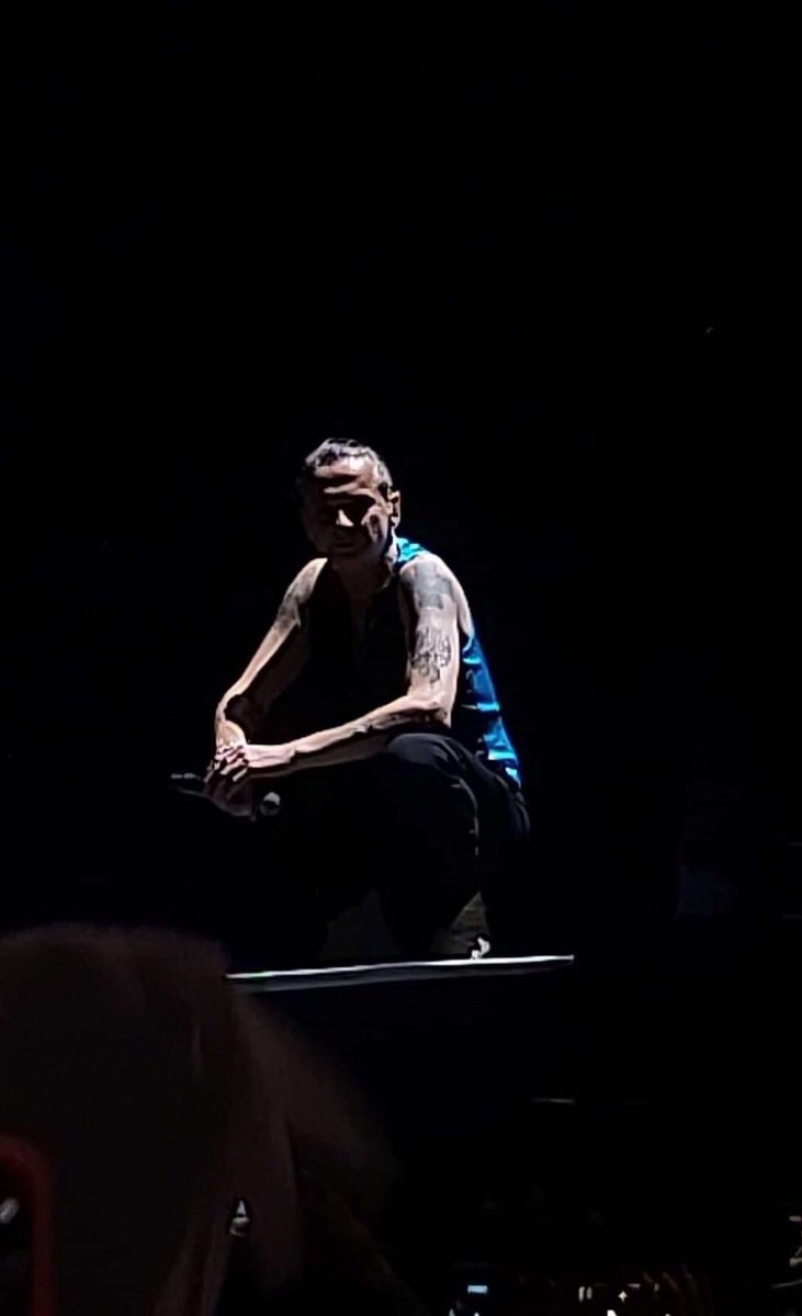 DepecheModebe's tweet photo. #mementomoritour #depechemode #DaveGahan #Mexico #forosolmexico https://t.co/QbYmQIEhIp