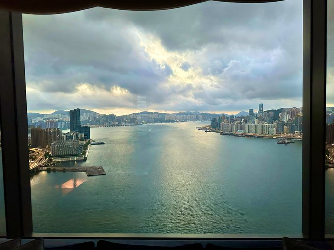 Good morning from Hong Kong https://t.co/z1ndvuZNGE<a href="/tag/austin"class="tags"><span>#austin</span></a>