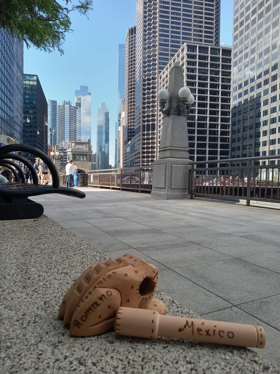 artechiconahui's tweet photo. Para Artesanías Romano es un orgullo que nuestra cultura a través de la artesanía esté recorriendo el mundo!
El Canto del Calate, pieza tallada en madera con pirograbado, presente en Chicago Illinois, Estados Unidos!
Tradición, arte y cultura!
#hermanosromano
#artesaniasromano https://t.co/tSd3gnaw1e