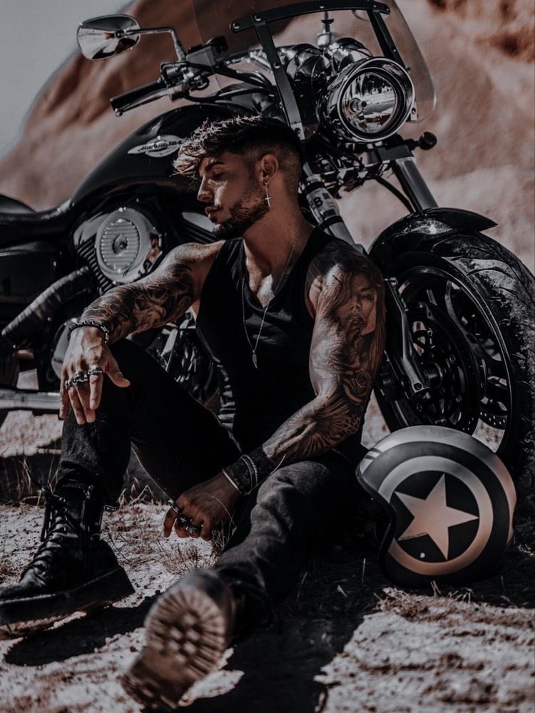 Thomas Teller 
Son to Jackson Teller and Tara
Half brother to Abel @SamcrosOwnJerk
Married to <a href="/FlyingLyric/">Lyric Teller {Parody}</a> 
Bro n law to <a href="/SavyKail/">Kailegh Halstead *Parody*</a>