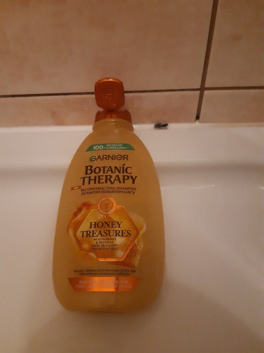 Redby___'s tweet photo. guess it really did have honey in it huh.. https://t.co/BL8sFCm7ai