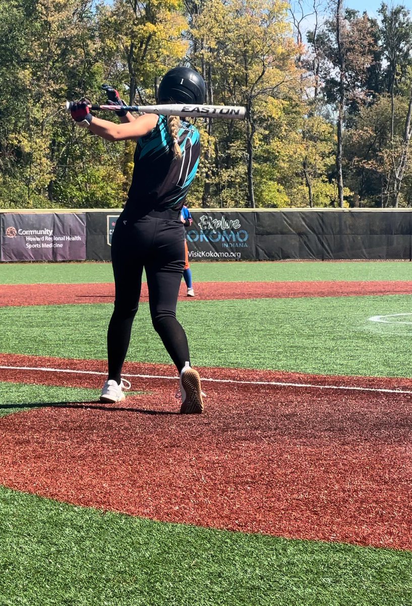 Jacque_is_1's tweet photo. Had fun this weekend at Championship Park in Kokomo, playing in the Hoosier Fall Brawl Showcase! We played against some very competitive teams!  @PHAthletics00 @TCHouse09 https://t.co/Mep5fDKeLe