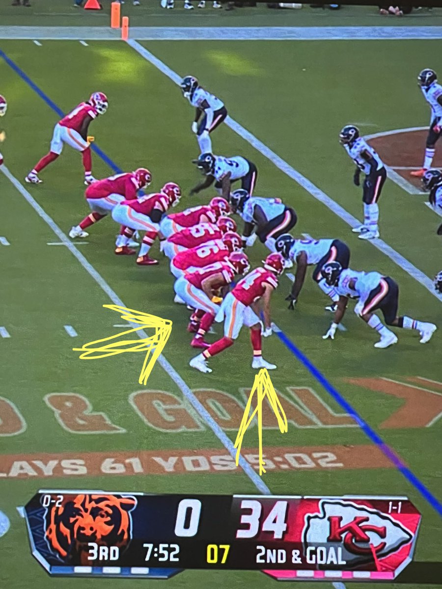 MitchSchwartz71's tweet photo. To show how ridiculous it’s gotten by the refs against Jawaan, one of these two players is supposed to be on the ball and one is suppose to be off. So they’re saying between 87 and 84, whose helmets are even, one is considered on the line like an OL and the other off. Pathetic. https://t.co/IZmXrASJ06