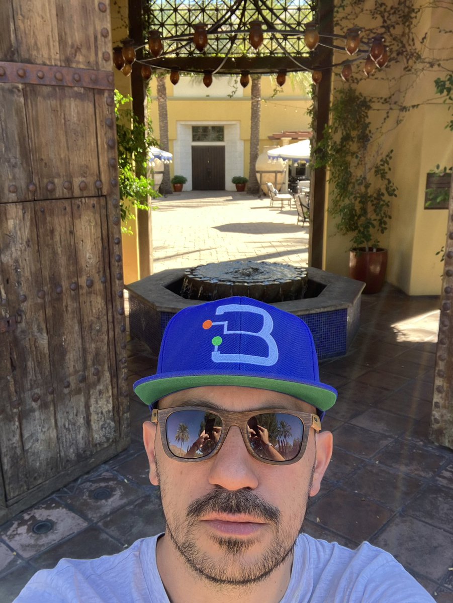 That’s a wrap. Great few days: good content, super interesting discussions and amazing people. Thank you @juanandres_gs and @labscon_io team for organizing, looking forward to the next one ;) #LABScon 
(PS: @binarly_io hat is 🔥)