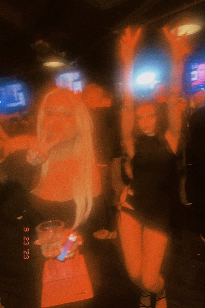 🦋Amber🦋 (@amberlarkinx) on Twitter photo 