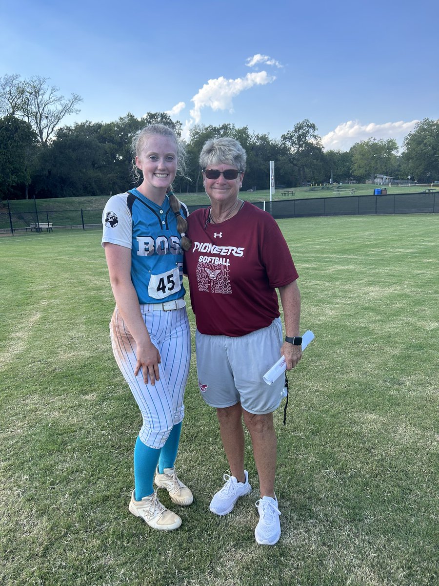 Such an awesome day with <a href="/TWUSoftball/">TWU Softball</a>!! Huge thanks to Coach McNutt and Coach Sims for putting on another great camp! <a href="/WERaiderSB/">Wylie East Softball🥎</a> <a href="/BSoftball19/">BossSoftball19</a>