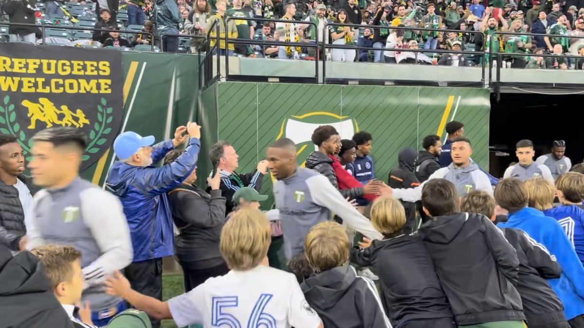 MusseOlol's tweet photo. Enjoying @TimbersFC win against Colorado with #somaliamerican youth. Thank you @SACOO1 Board Members for making this possible. https://t.co/7PP4WMfJxt