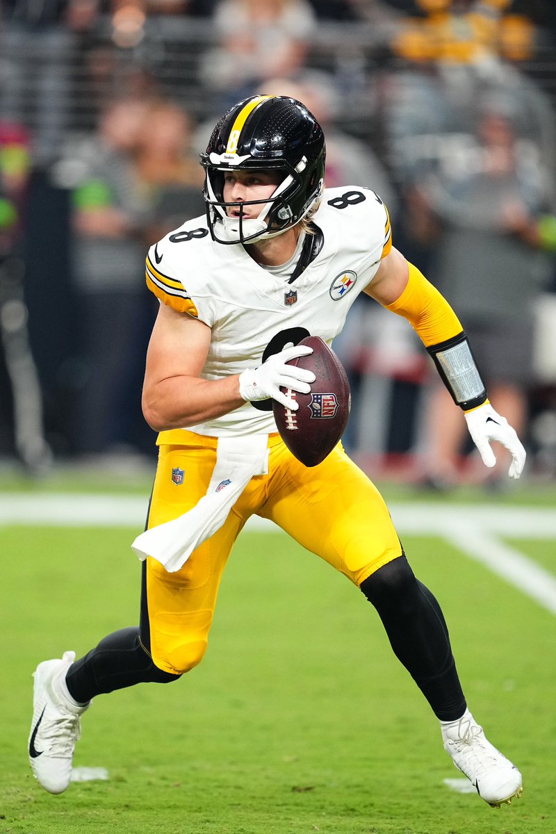 Prime time Pickett 🌟

16/28
235 YDS
2 TD

Steelers improve to 2-1 💪