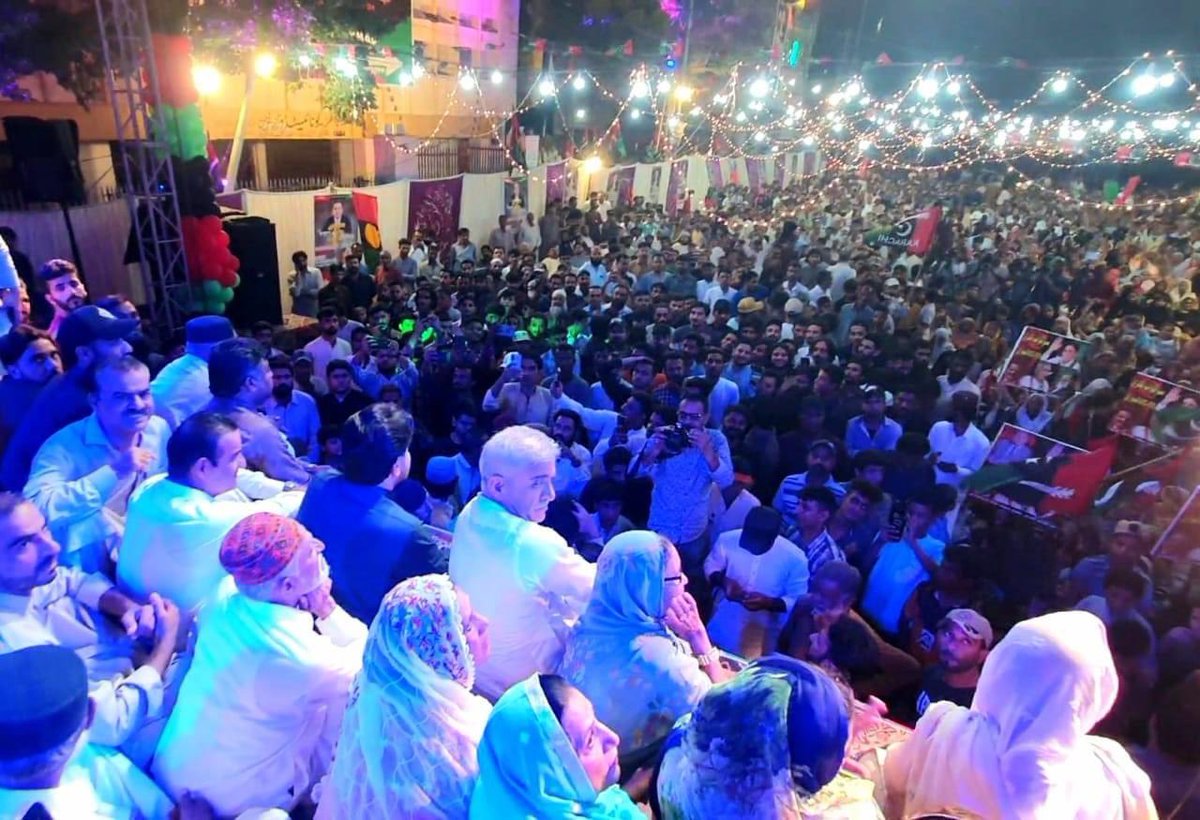bilalraees111's tweet photo. Senior leader of Pakistan People's Party #Senator_Yousuf_Baloch organizing a wonderful 35th Birthday of Chairman PPP @BBhuttoZardari in Lyari.
on the occasion of celebration 35th Birthday of Chairman PPP LeaderShip and many Workers were present.
#HBDBBZ https://t.co/Z4ghtBAD2A