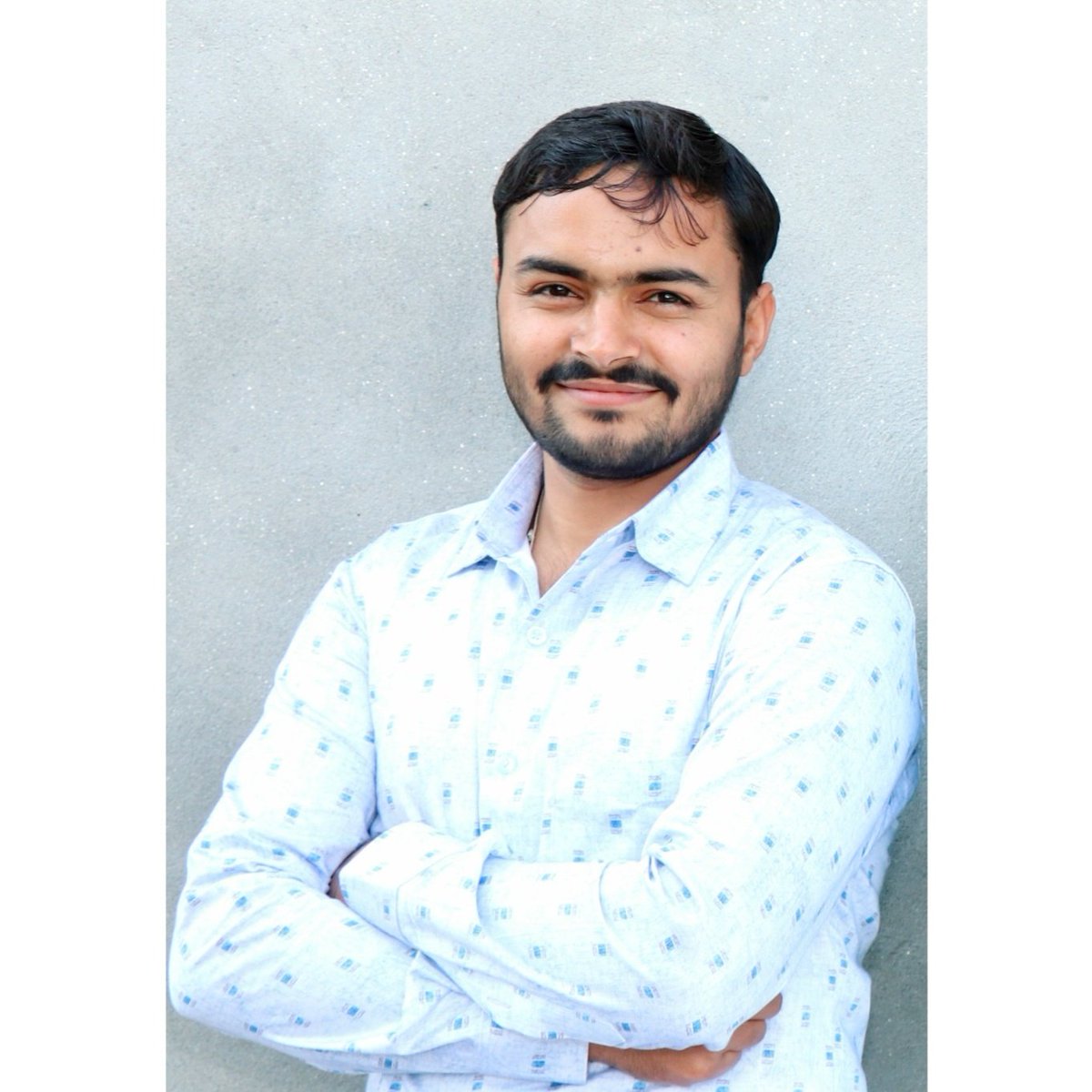 mpawanbijarnia's tweet photo. #NewProfilePic
#ProfilePic #goodvibes #MondayMotivation
#PawanBijarnia #RJ49 https://t.co/UQ9A4AFW2R