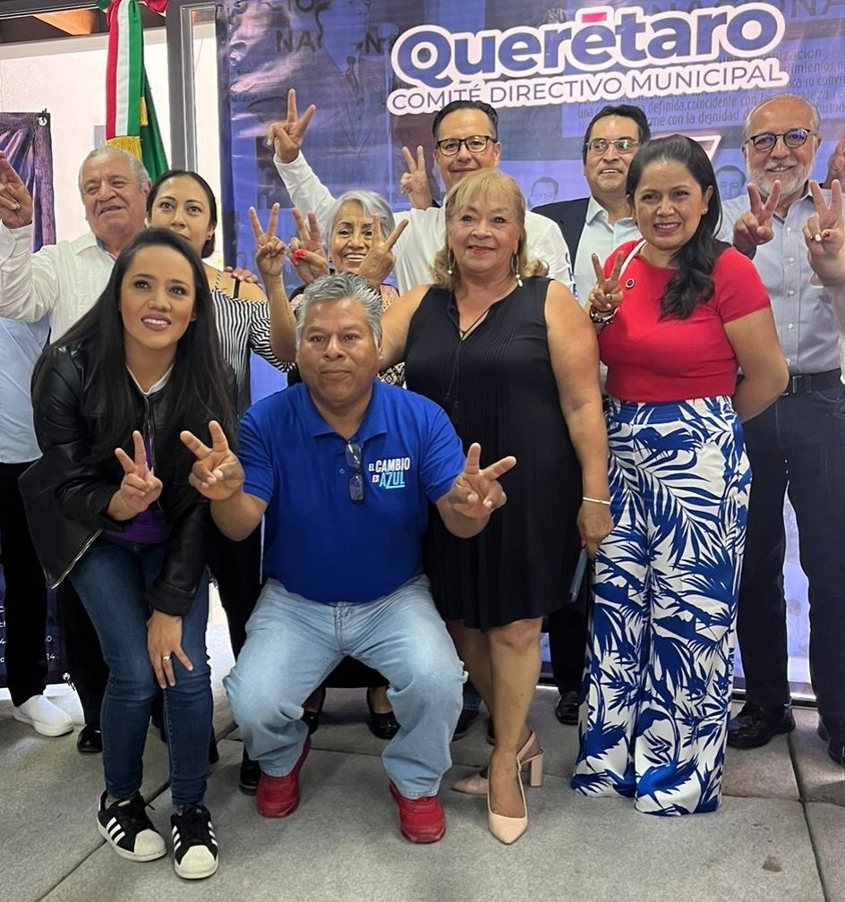 LisSalasQro's tweet photo. Ponencia del Mtro. Javier Brown. "Sólo está derrotado aquel que ha dejado de luchar". #84Aniversario #PAN #Querétaro #Qro #CDMQ https://t.co/d0L1k2BVa0