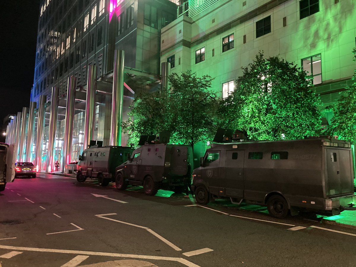 Sonic1News's tweet photo. Just found some G.U.N. Trucks and some Japanese police cars at the #SonicMovie3 filming set in Canary Wharf.

Credits goes to @sgtbilkotim for the photos. https://t.co/iRUUuvErRw