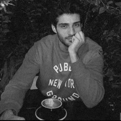 Mr35m5's tweet photo. #صورة_جديدة_للملف_الشخصي https://t.co/DJjq0mq1g1