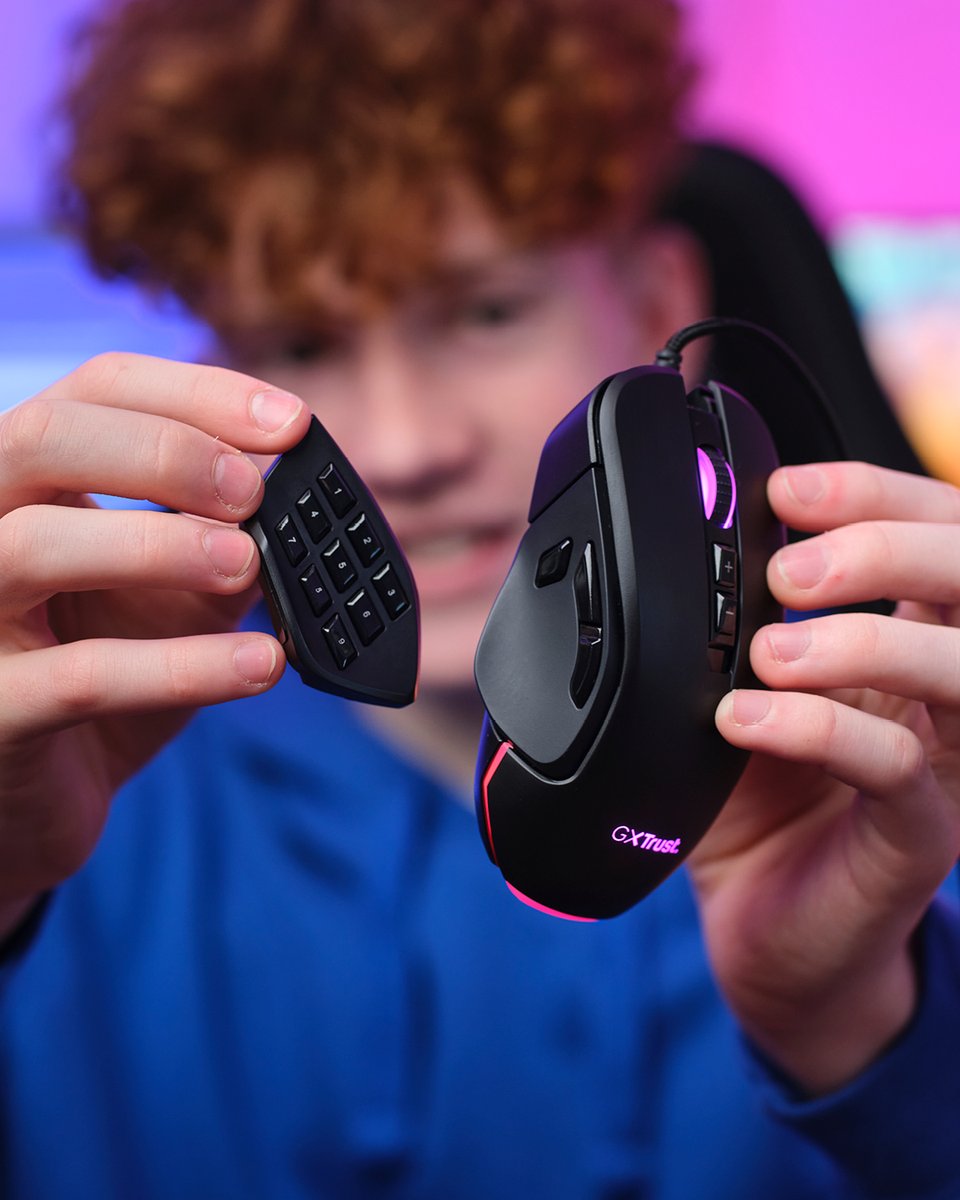 What type of games do you prefer – FPS 🔫, MMO 🧙, or something else? 🤔 With the Morfix Customisable #GamingMouse, adapt your mouse to fit you 🔀🖰 : trust.com/product/23764-… #gamingxtrust