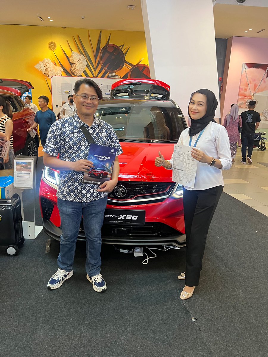 ProtonSha's tweet photo. Tq dan tahniah booking x50 dpt rebate n free airwheel luggage dia event kami semalam.

Still ada rebate utk xseries
Free full tinted
Skim graduan pun boleh 

Wsap sis now 👇🏻👇🏻👇🏻

https://t.co/RftvV8R5UZ https://t.co/orpjTPVt1q