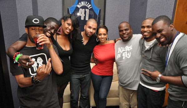 MONDAY NIGHT LIGHTS.