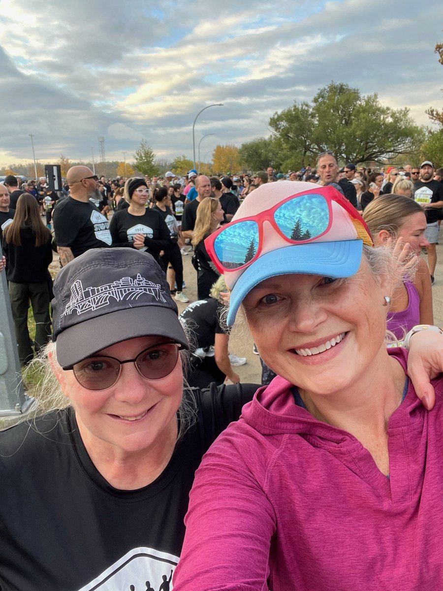 StoonStitcher's tweet photo. @ms_Vanessa_72 @camecocommunity @cravensport I ran the 10K. This is the one race I do no matter what. I haven't missed one yet. Thank you for stepping up! https://t.co/96sBeRw5Qh
