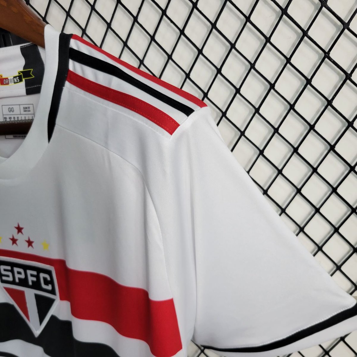usemaimports's tweet photo. Camisa do Campeão da Copa do Brasil 2023 tem aqui: 📲 https://t.co/igF3WyvCTU https://t.co/qGlt9tlicl