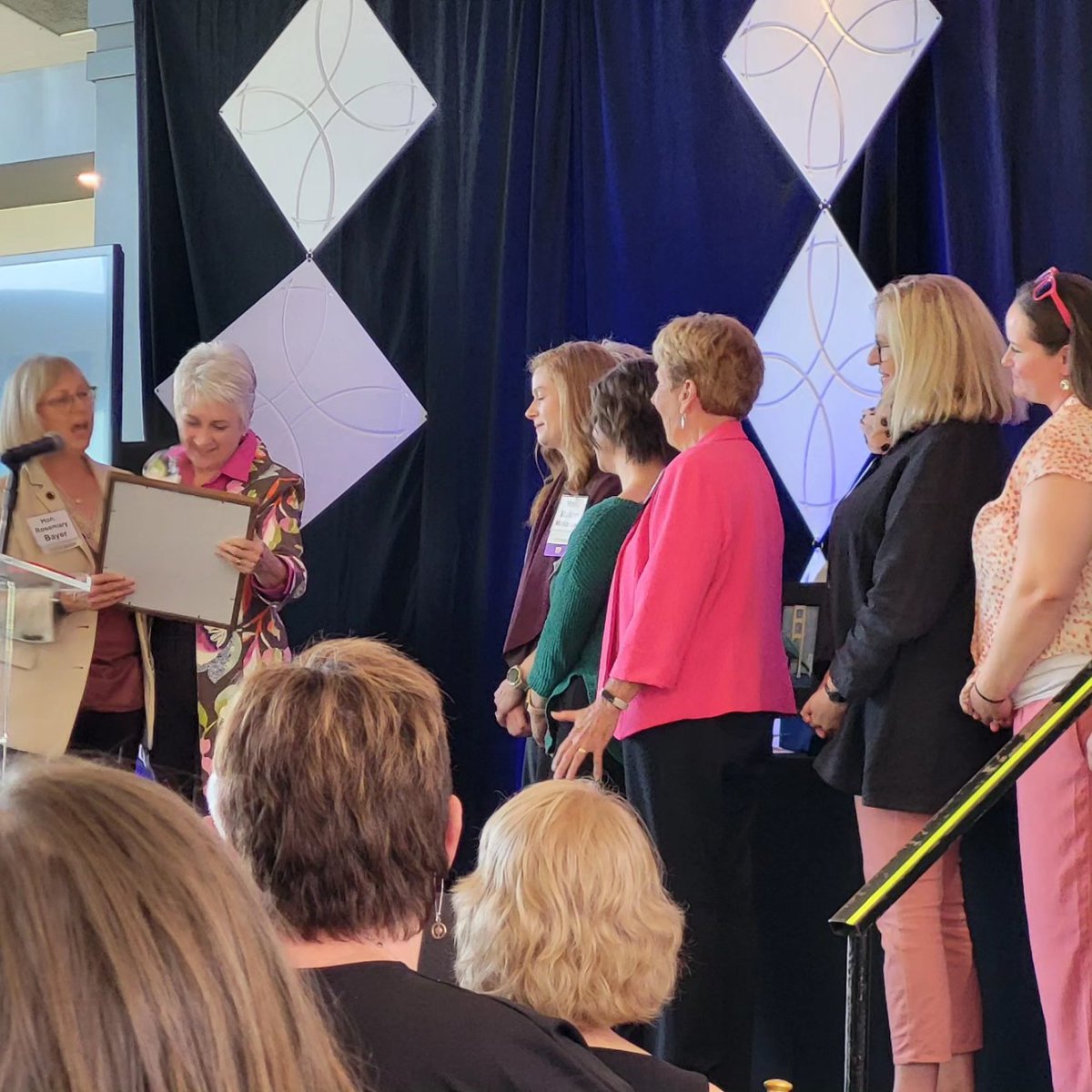 RepRheingans's tweet photo. It was a lovely afternoon celebrating 20 years of #MiList and the 10th Great Women of the Great Lakes! We also celebrated my constituent and a political mentor, Barb Fuller, head of MiList, who has impacted so many elected Michiganders. #GWGLX https://t.co/1VHaBGCfun