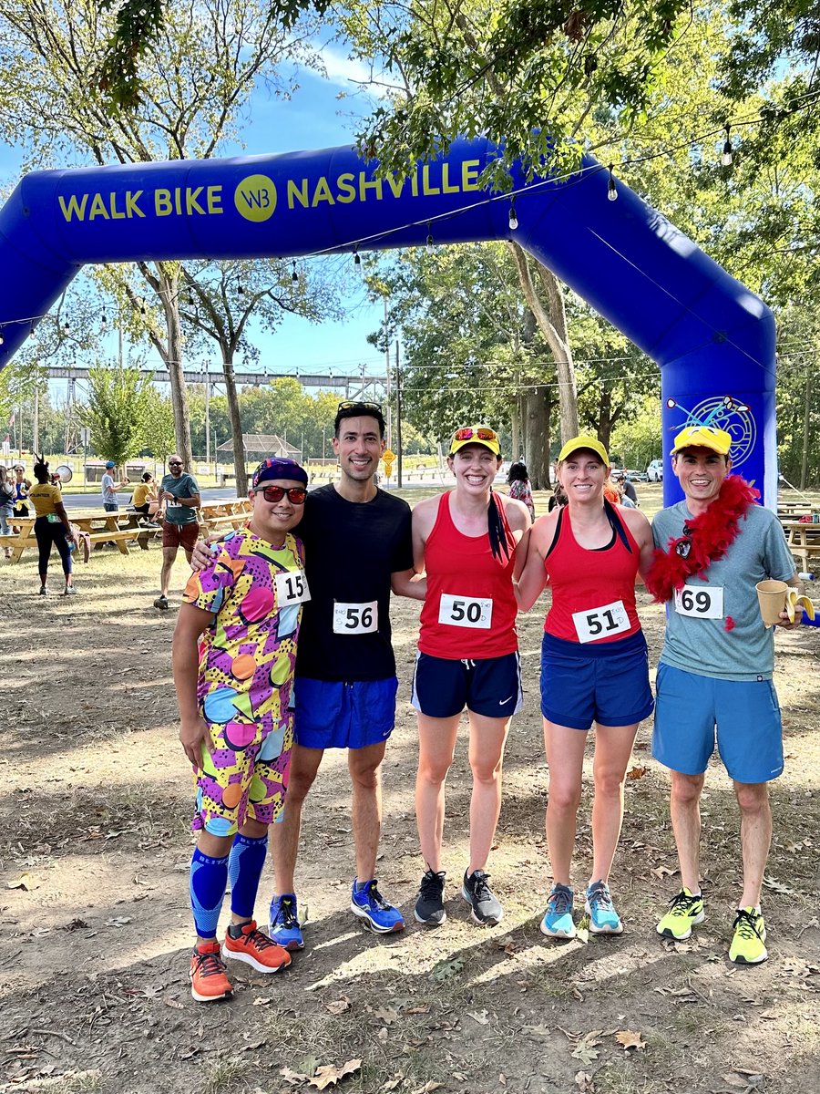 The VLI has been busy this weekend competing in the Golden Pheasant Triathlon here in Nashville! Check out these amazing fellows and faculty!🎆🧨🎇👋 @EddieIglesia @KaeleLeonard @mchristensen57 @basilmd0 and Blake Funke!!