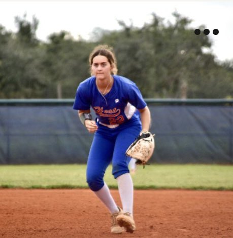 molly_sul22's tweet photo. Had lots of fun out on the field today. Thanks @GyreneSoftball for letting us play at the fields and giving us a tour of the university. @SarasotaHeat18U #heatfam #SarasotaHeat  #SarasotaHeatDover18u https://t.co/tSfA0YK8fx