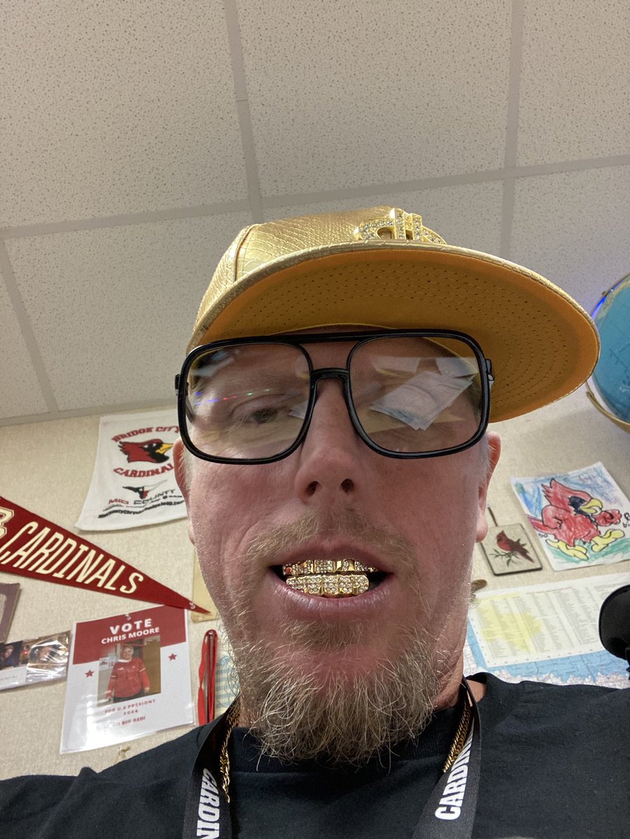ChrisJMoore13's tweet photo. Now in my 18th year back home in Bridge City. Had a blast during my first Homecoming back at BCHS since 1996. Really enjoying my move up with the big kids. Thanks to all of the kids that voted me as emperor. Definitely a shock and very cool moment. https://t.co/NE4bmMrnuT