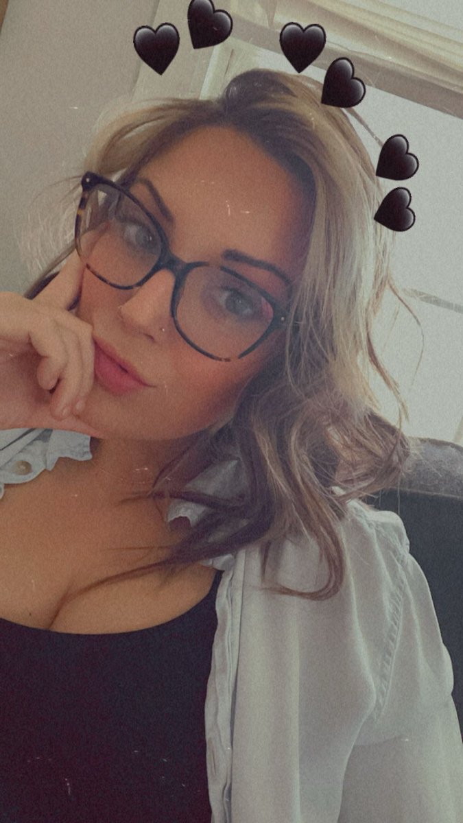 I go on twitter never but hi