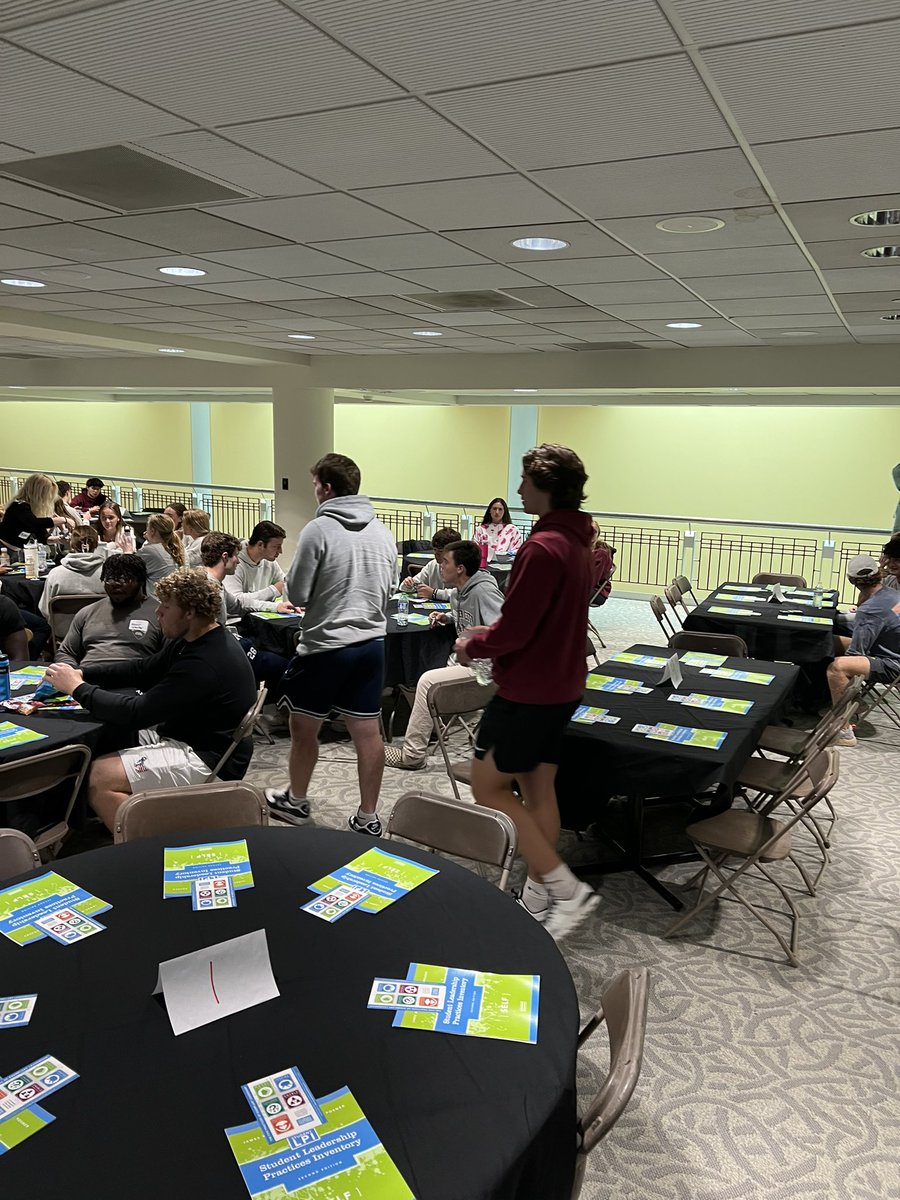 leadershipagl's tweet photo. Great day @LafCol with the Oaks Leadership Academy and 230 student-athletes. @TLCTalk @Jim_Kouzes @The_ILA @Dr_Leadership @gregagl #LeadershipDevelopment #LeadershipMatters @harnessleads https://t.co/47g7v2P40u