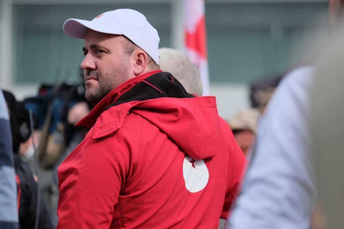KoempelLabs's tweet photo. Of course, @SPnl, led by @TimoerReijnders of @SPHEERLEN, had a big presence, given that they are one of the largest parties in #Heerlen. But the protest actually had very wide support, across typical left/right divisions.

#ProtestMarchZuyderland https://t.co/uUXYIzTp9Z