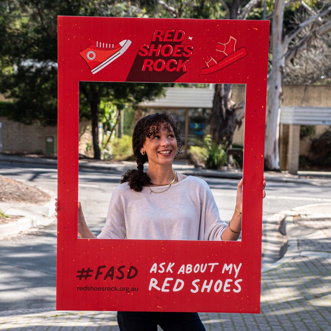 FAREAustralia's tweet image. We LOVE the shoes! FASD advocate Jessica has been rocking her red TWOOBS for #FASDAwarenessMonth 👠 

Jessica shared her story with FARE about being diagnosed with #FASD at age 33, and how it helped her better understand herself.