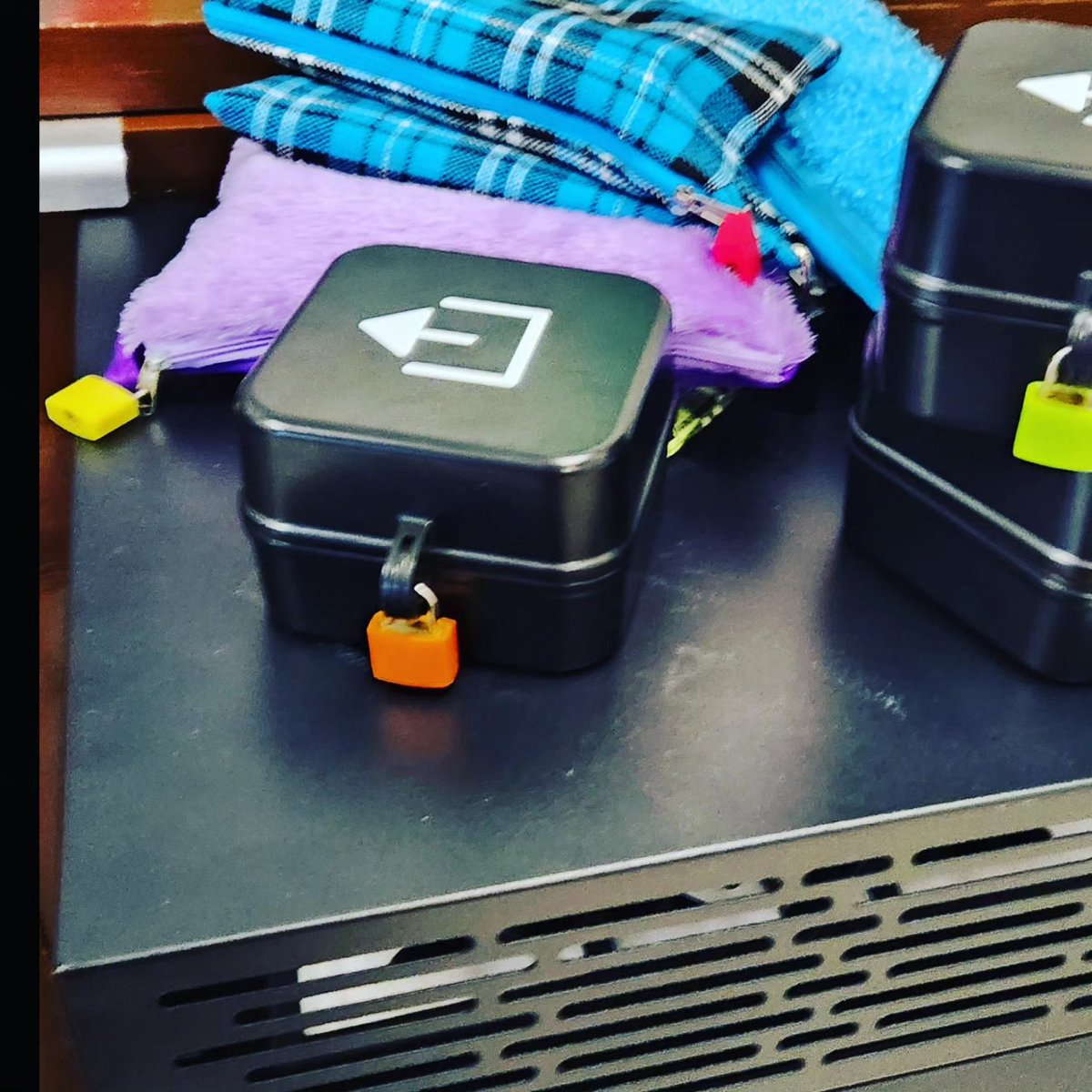 vthomps2's tweet photo. Gr 9s worked together in 3's to complete challenges that led them to a key in ice that they had to thaw after identifying Heat &amp; Pressure in the rock cycle to unlock their prize. 

It was a fun teambuilding, #formative activity that I love to start the year off!
@TVDSB @HuronPark https://t.co/hqLweYl3YA