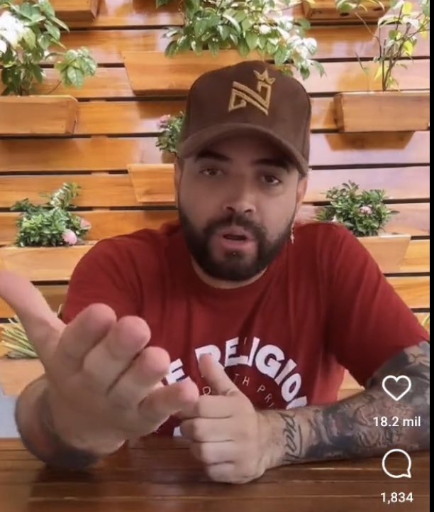 #Farandula el maldito enano mamaguebo de Nacho La Criatura vuelve a ser tendencia por ser un maldito enano mamaguebo.