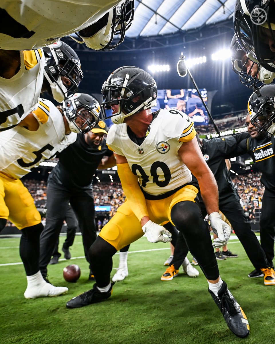 steelers's tweet image. WHO RIDE ⁉️